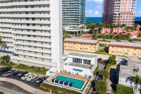 Copropriété à vendre à Fort Lauderdale, Floride: 2 chambres, 132.39 m2 № 1372515 - photo 3