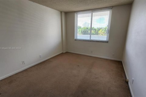 Copropriété à vendre à Fort Lauderdale, Floride: 2 chambres, 132.39 m2 № 1372515 - photo 23