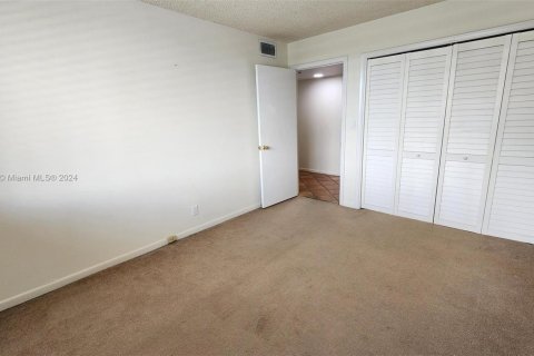 Condo in Fort Lauderdale, Florida, 2 bedrooms  № 1372515 - photo 26