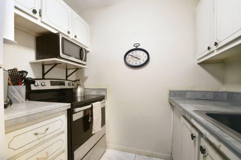 Condo in Boynton Beach, Florida, 1 bedroom  № 1207699 - photo 28