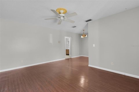 Condominio en venta en Winter Haven, Florida, 1 dormitorio, 73.58 m2 № 1414698 - foto 3