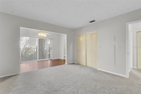 Condominio en venta en Winter Haven, Florida, 1 dormitorio, 73.58 m2 № 1414698 - foto 12