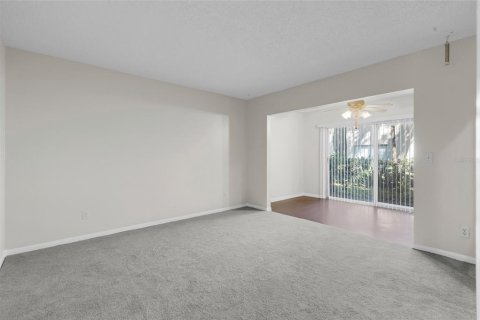 Condominio en venta en Winter Haven, Florida, 1 dormitorio, 73.58 m2 № 1414698 - foto 11