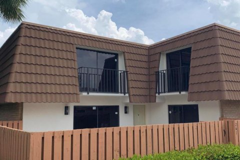 Touwnhouse à vendre à West Palm Beach, Floride: 2 chambres, 114.83 m2 № 1182729 - photo 2