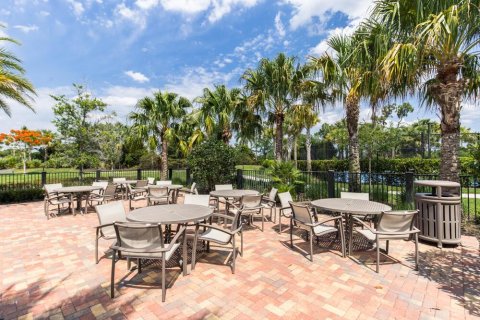 Villa ou maison à vendre à Palm Beach Gardens, Floride: 3 chambres, 235.41 m2 № 1175230 - photo 5