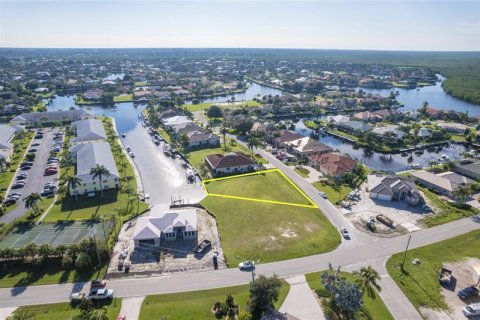 Terreno en venta en Punta Gorda, Florida № 222168 - foto 3