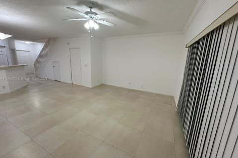 Touwnhouse à vendre à West Palm Beach, Floride: 3 chambres, 132.57 m2 № 1168269 - photo 12