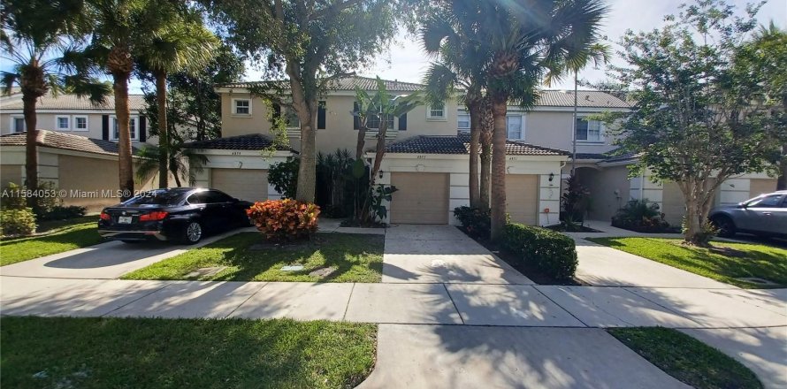 Townhouse in West Palm Beach, Florida 3 bedrooms, 132.57 sq.m. № 1168269