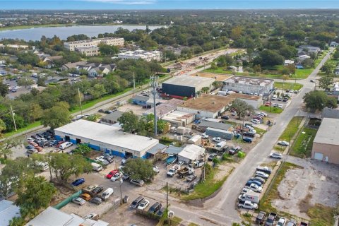 Commercial property in Orlando, Florida 86.96 sq.m. № 748354 - photo 2