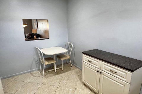 Condominio en venta en Sunrise, Florida, 2 dormitorios, 95.22 m2 № 1142469 - foto 16