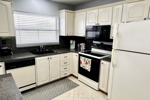 Condominio en venta en Sunrise, Florida, 2 dormitorios, 95.22 m2 № 1142469 - foto 18