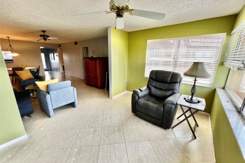 Condominio en venta en Sunrise, Florida, 2 dormitorios, 95.22 m2 № 1142469 - foto 11