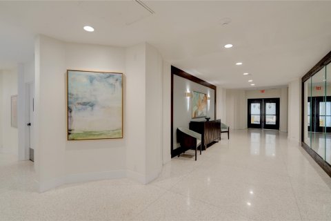 Condo in Lauderdale-by-the-Sea, Florida, 2 bedrooms  № 1142468 - photo 12