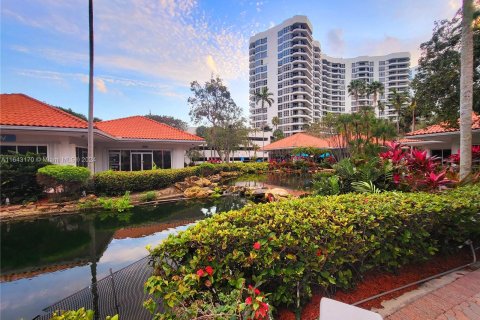 Condo in Aventura, Florida, 2 bedrooms  № 1324573 - photo 26