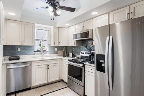 Condominio en venta en Jensen Beach, Florida, 2 dormitorios, 129.51 m2 № 487057 - foto 19