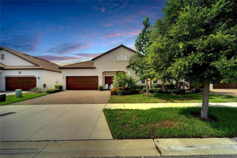 Villa ou maison à vendre à Wimauma, Floride: 3 chambres, 220.64 m2 № 1341667 - photo 2