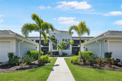 Condo in Punta Gorda, Florida, 2 bedrooms  № 1130512 - photo 2