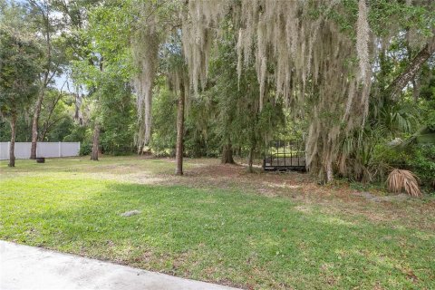 House in DeLand, Florida 3 bedrooms, 139.82 sq.m. № 1143929 - photo 29