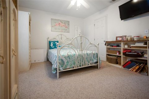 Dúplex en venta en New Smyrna Beach, Florida, 3 dormitorios, 113.34 m2 № 797972 - foto 16