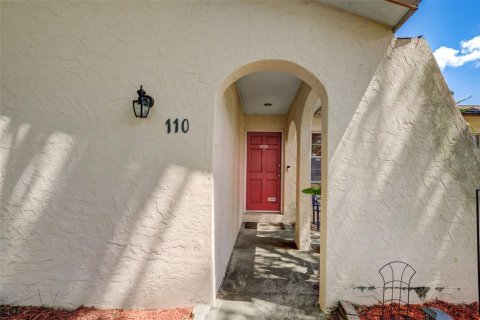 House in Brandon, Florida 3 bedrooms, 128.21 sq.m. № 1158716 - photo 5
