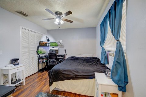 House in Brandon, Florida 3 bedrooms, 128.21 sq.m. № 1158716 - photo 20