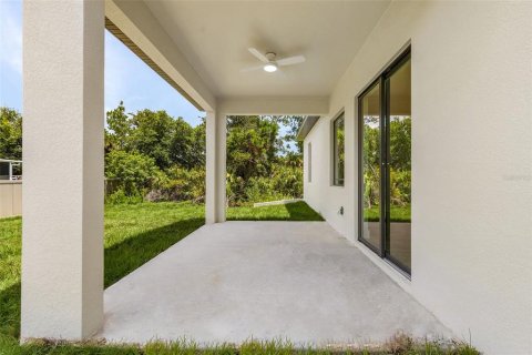 Casa en venta en North Port, Florida, 4 dormitorios, 184.97 m2 № 1288396 - foto 18