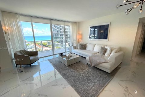 Copropriété à vendre à Miami Beach, Floride: 2 chambres, 90.12 m2 № 1348819 - photo 3