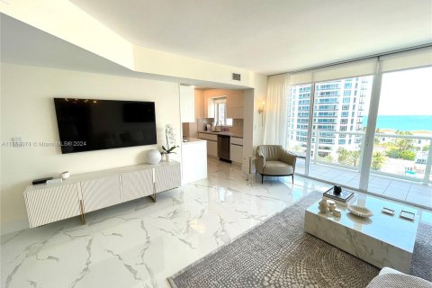 Copropriété à vendre à Miami Beach, Floride: 2 chambres, 90.12 m2 № 1348819 - photo 2