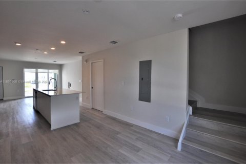 Copropriété à vendre à Miami, Floride: 2 chambres, 118.26 m2 № 1380168 - photo 2