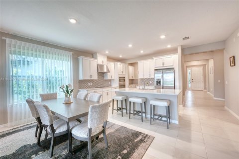 Villa ou maison à vendre à Kissimmee, Floride: 4 chambres, 222.87 m2 № 1294311 - photo 23