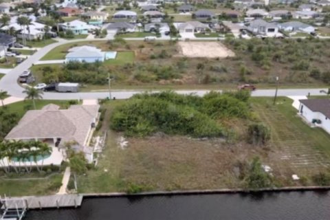 Terreno en venta en Port Charlotte, Florida № 1122290 - foto 4