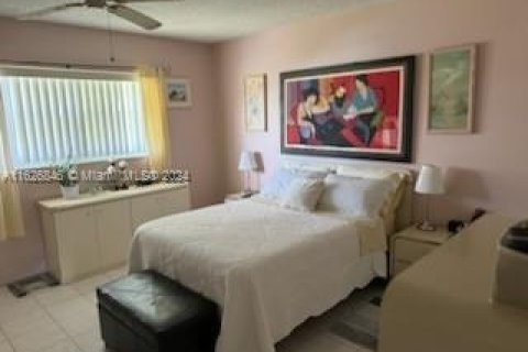 Copropriété à vendre à Hollywood, Floride: 1 chambre, 66.89 m2 № 1281076 - photo 3