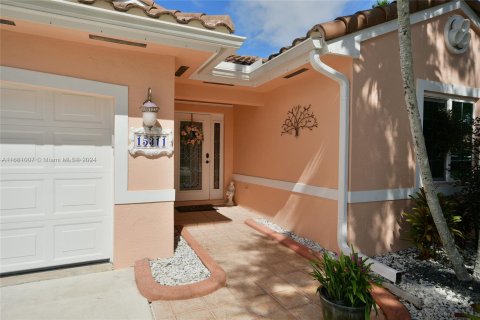 Casa en venta en Miramar, Florida, 3 dormitorios, 171.03 m2 № 1415263 - foto 3