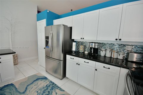 Casa en venta en Miramar, Florida, 3 dormitorios, 171.03 m2 № 1415263 - foto 23