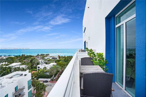 Condo in Miami Beach, Florida, 1 bedroom  № 1423537 - photo 9