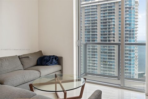 Condominio en venta en Miami, Florida, 2 dormitorios, 101.08 m2 № 1418309 - foto 14