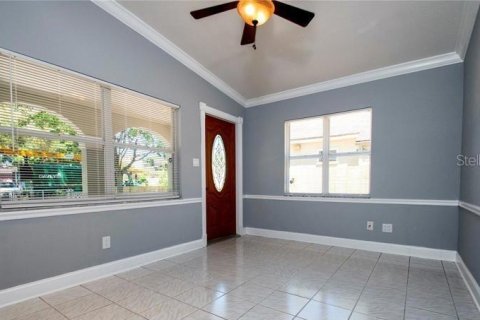 House in Tampa, Florida 3 bedrooms, 94.85 sq.m. № 1340119 - photo 5