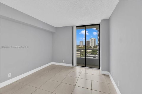 Copropriété à vendre à Aventura, Floride: 2 chambres, 98.66 m2 № 1173388 - photo 14