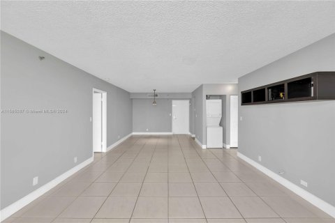 Copropriété à vendre à Aventura, Floride: 2 chambres, 98.66 m2 № 1173388 - photo 6