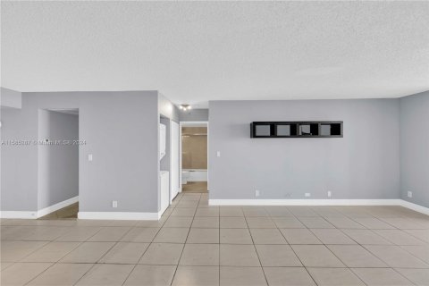 Copropriété à vendre à Aventura, Floride: 2 chambres, 98.66 m2 № 1173388 - photo 3