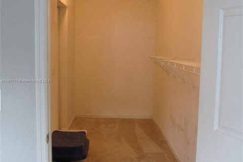 Condominio en venta en Aventura, Florida, 1 dormitorio, 82.96 m2 № 1383505 - foto 9