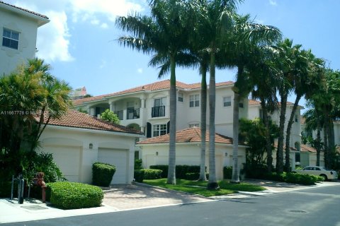 Condo in Aventura, Florida, 1 bedroom  № 1383505 - photo 14