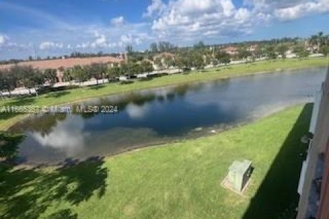 Copropriété à vendre à Miami, Floride: 2 chambres, 89 m2 № 1383509 - photo 1