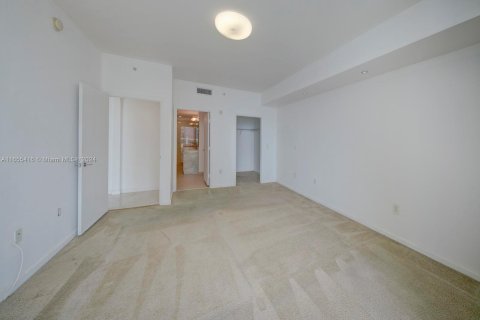 Condo in Aventura, Florida, 3 bedrooms  № 1353929 - photo 18