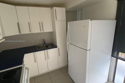 Купить кондоминиум в Авентура, Флорида 1 спальня, 68.84м2, № 1282761 - фото 11