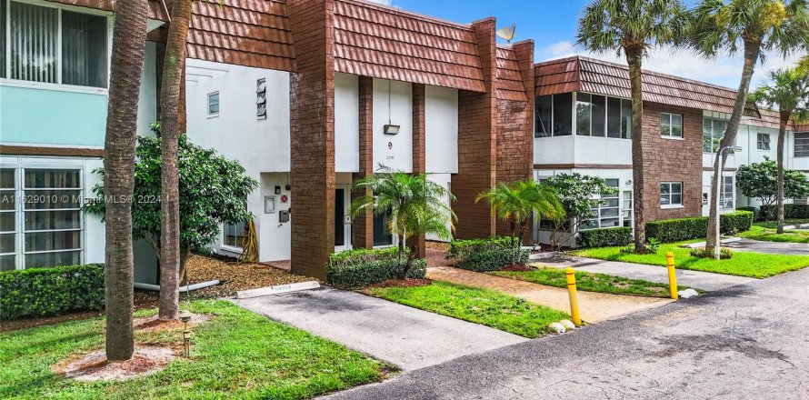 Condominio en Lauderhill, Florida, 1 dormitorio  № 1282807