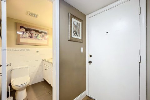 Copropriété à vendre à Lauderhill, Floride: 1 chambre, 86.21 m2 № 1282807 - photo 18