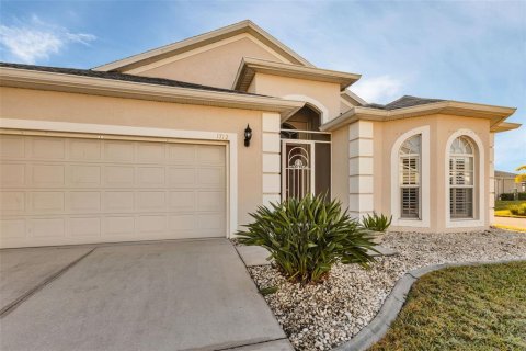 Villa ou maison à vendre à Port Charlotte, Floride: 2 chambres, 177.54 m2 № 990722 - photo 3