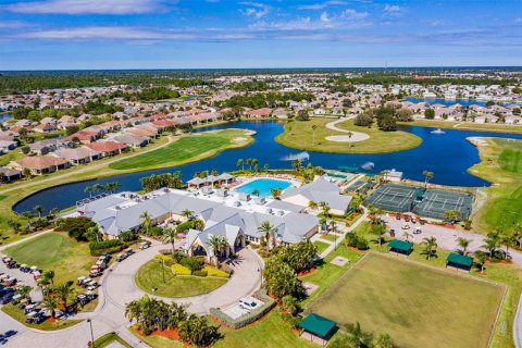 Villa ou maison à vendre à Port Charlotte, Floride: 2 chambres, 177.54 m2 № 990722 - photo 26