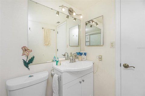 Condominio en venta en Port Charlotte, Florida, 2 dormitorios, 93.92 m2 № 985122 - foto 17